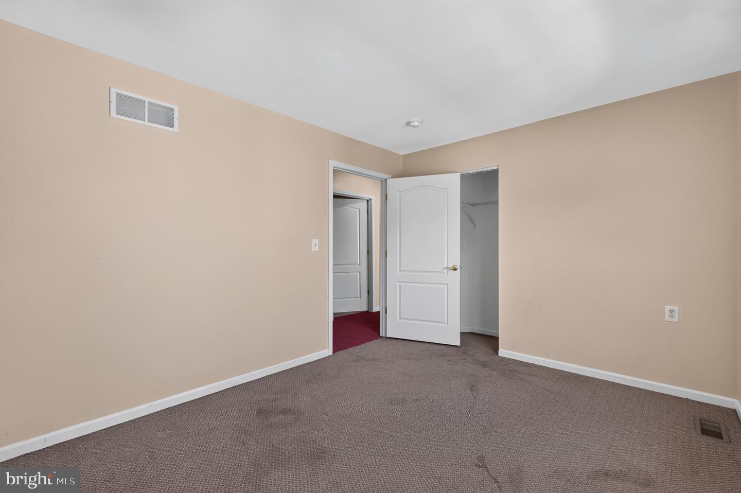 1 Foxfield Ct Property Photo 44