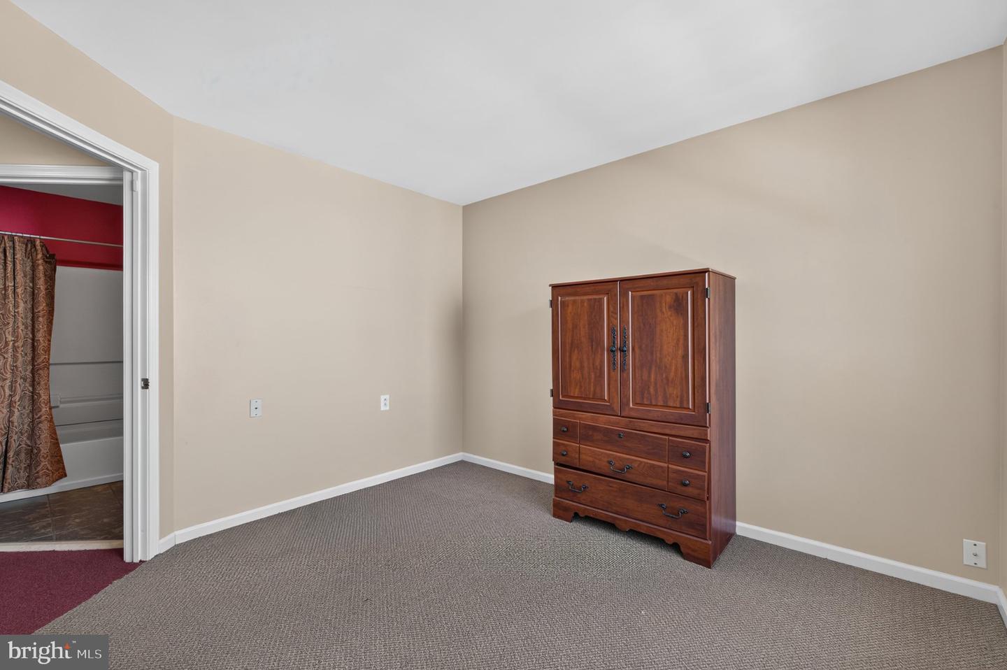 1 Foxfield Ct Property Photo 45