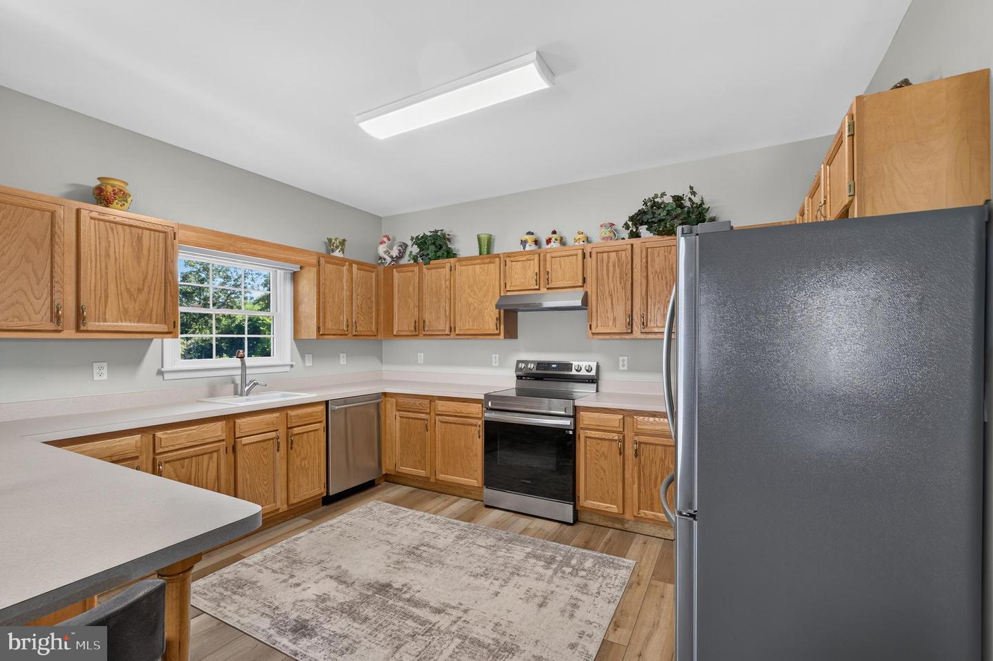 1323 Lorewood Grove Rd Property Photo 8