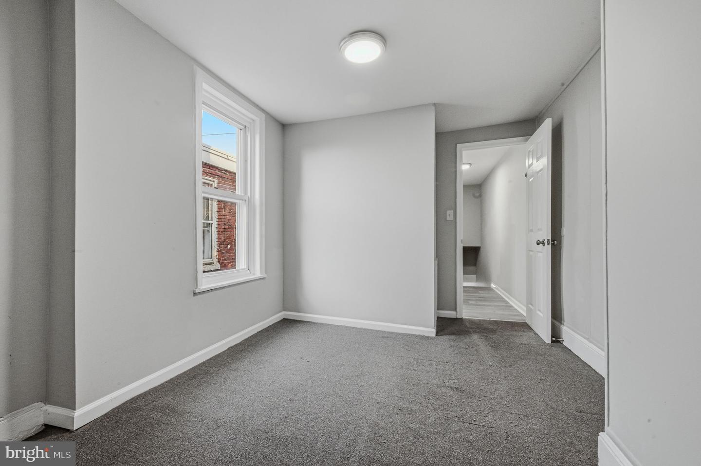 304 N Franklin St Property Photo 17