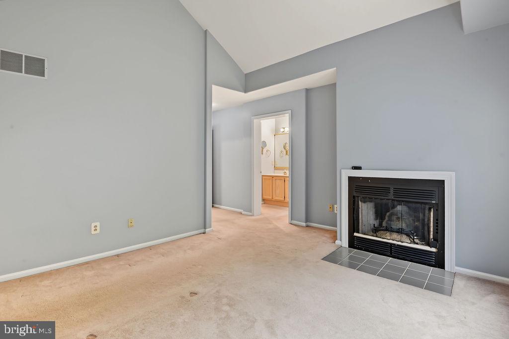 502 Paisley Pl Property Photo 8