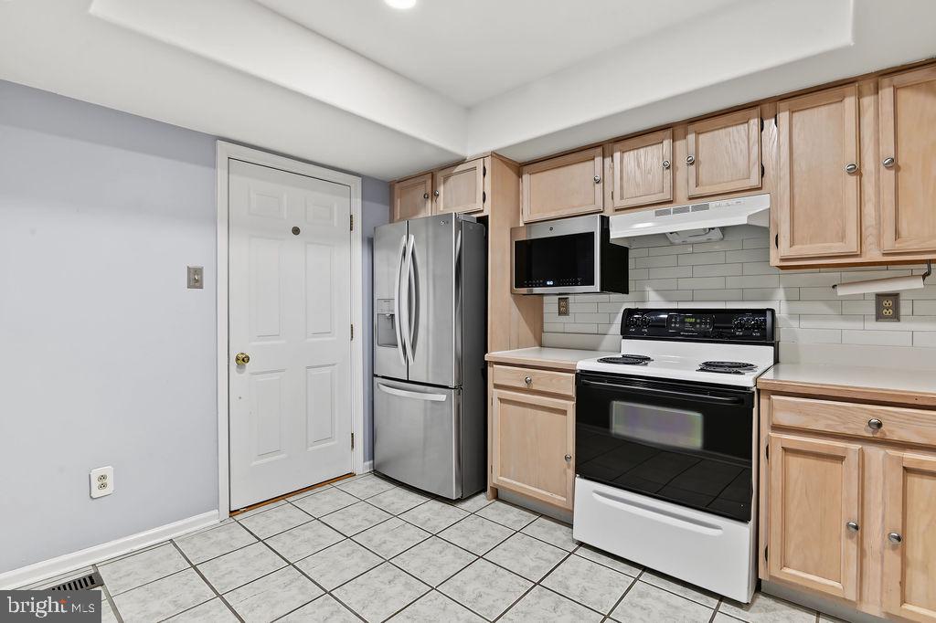 502 Paisley Pl Property Photo 36