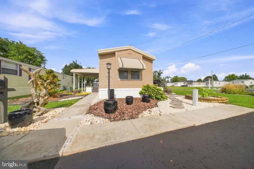 43 S Ellis Rd Property Photo 4