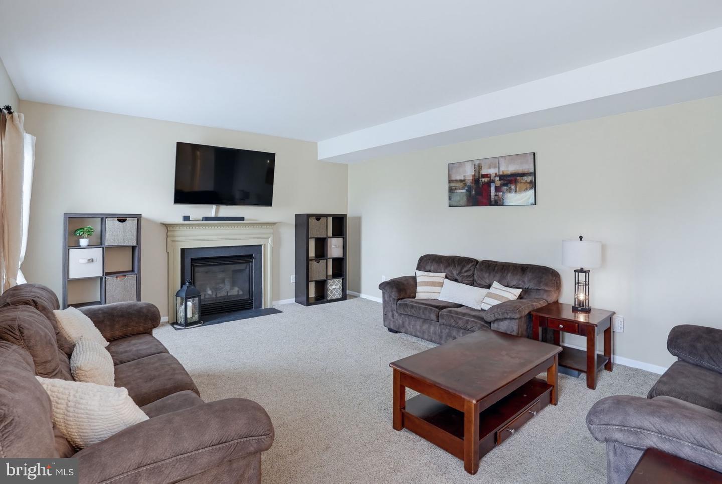 313 Androssan Pl Property Photo 16
