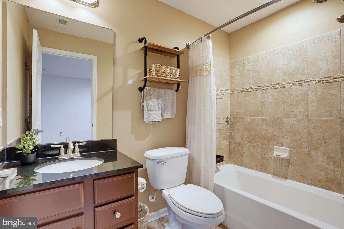 313 Androssan Pl Property Photo 42