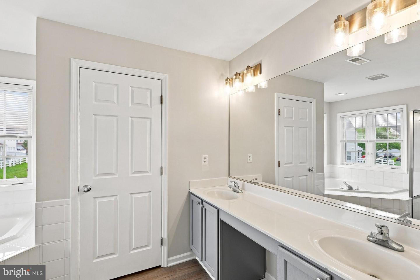 161 Springfield Cir Property Photo 34