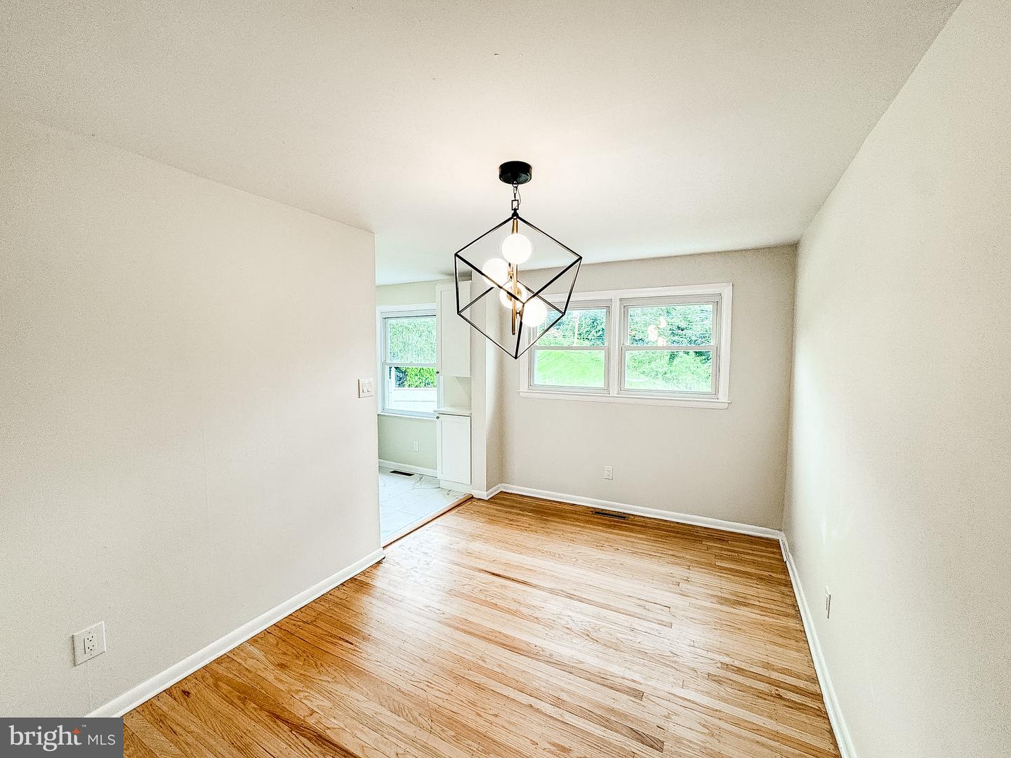 1535 Bonwood Rd Property Photo 6