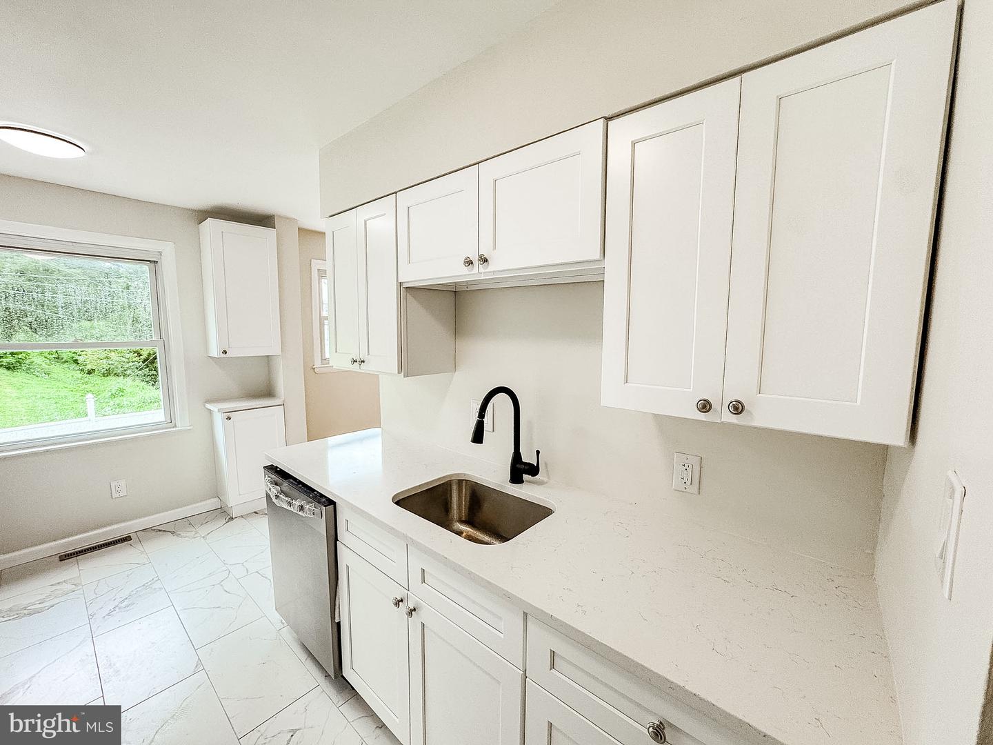 1535 Bonwood Rd Property Photo 10