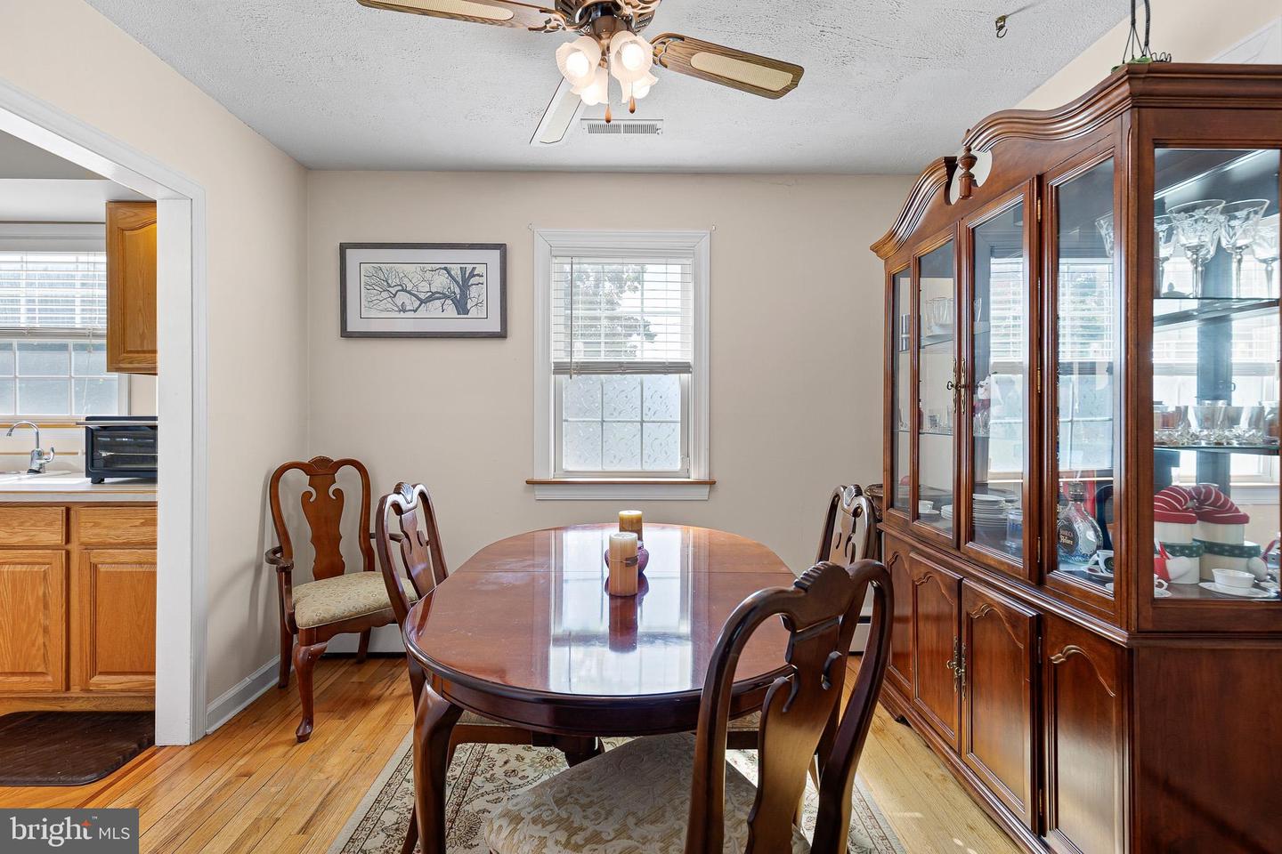51 Notre Dame Ave Property Photo 6