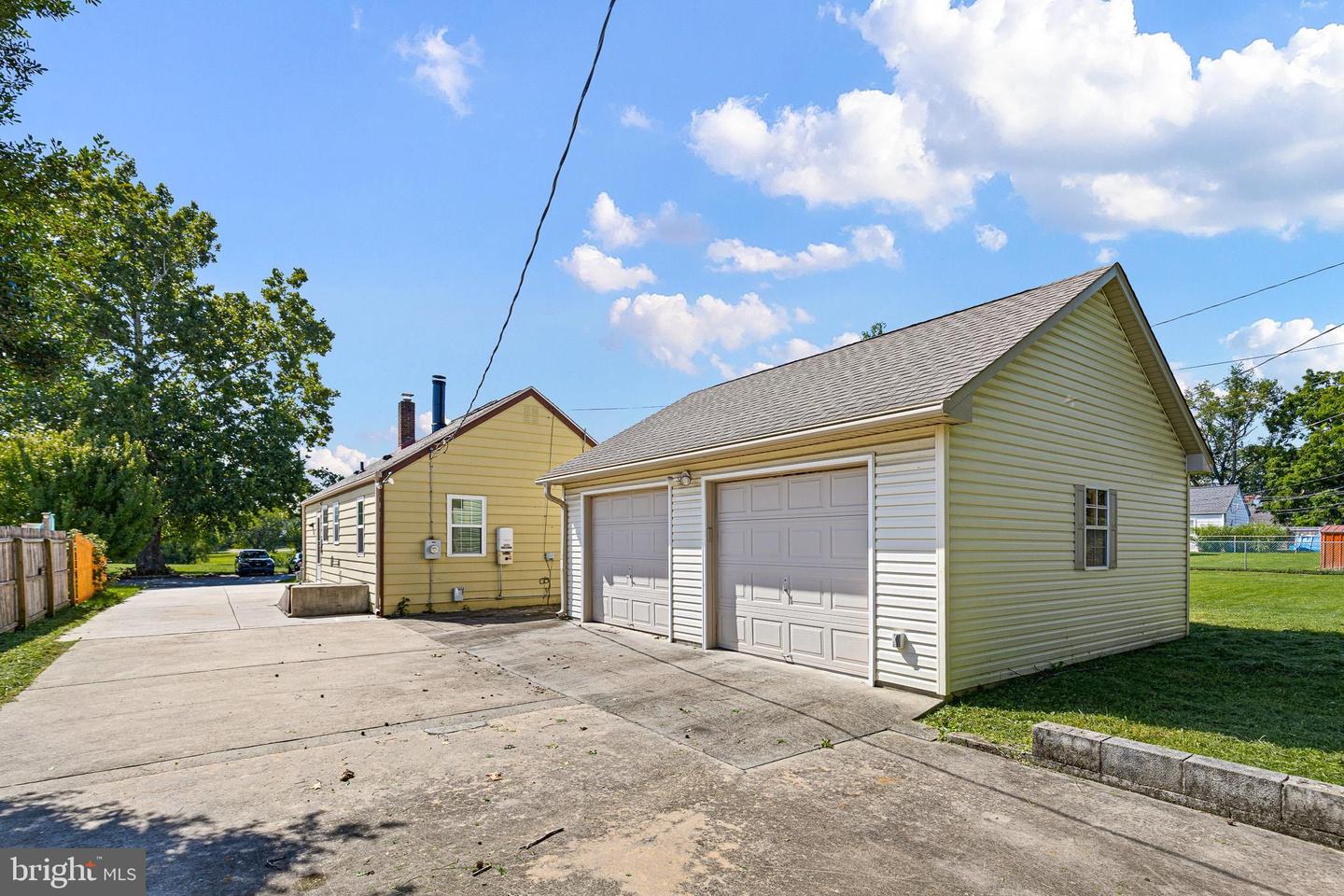 51 Notre Dame Ave Property Photo 18