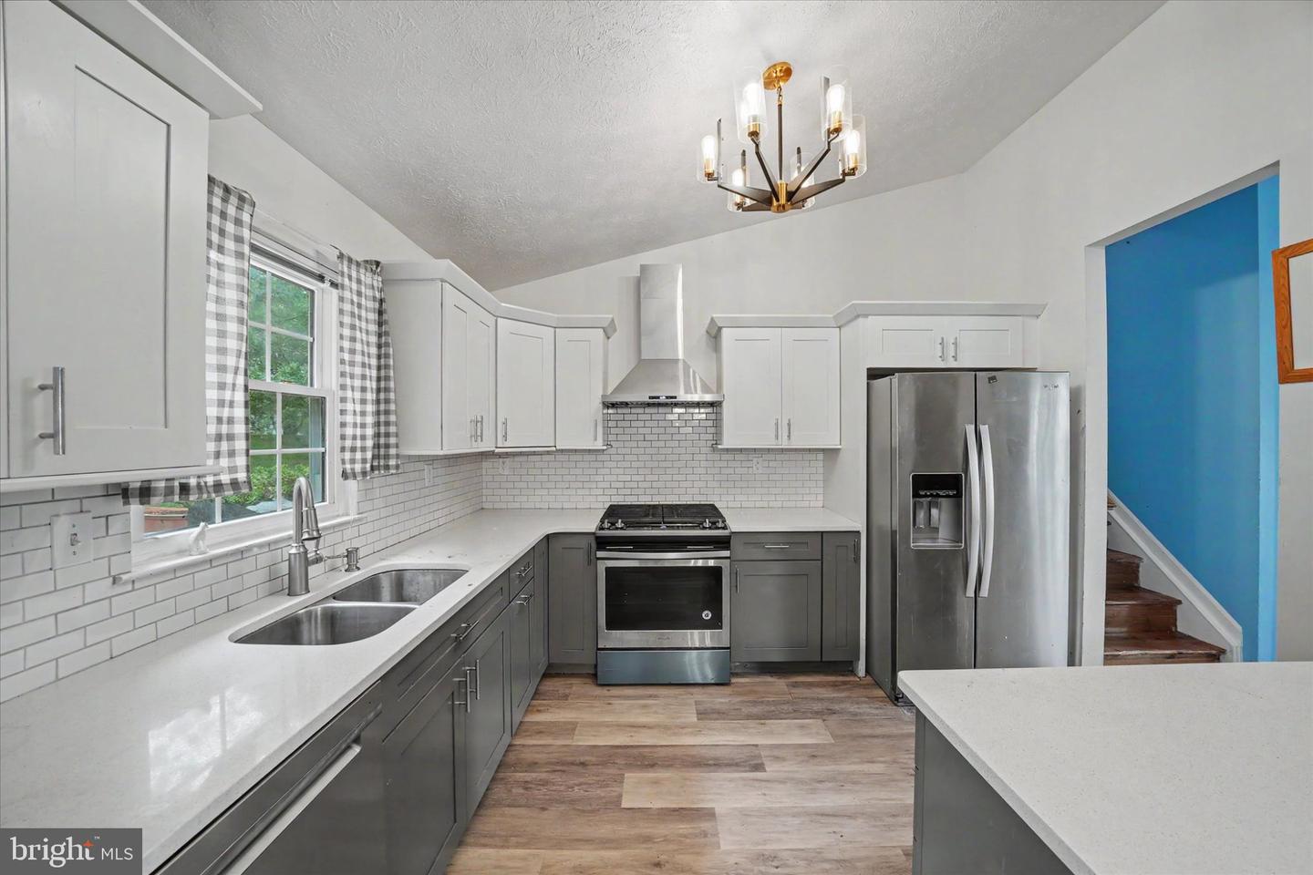 206 Macduff Rd Property Photo 4