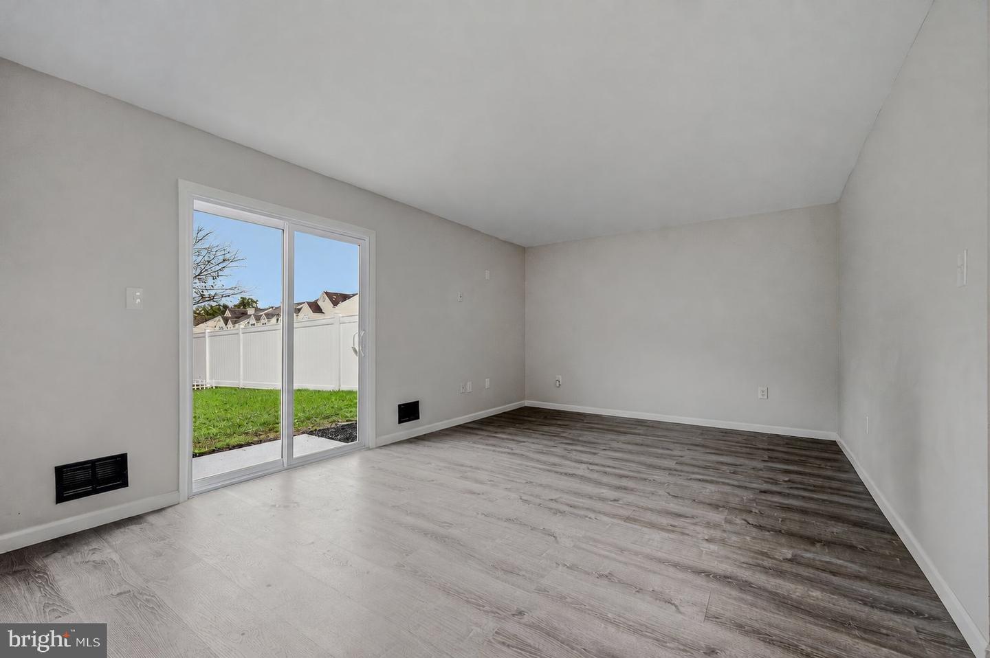 32 Stephanie Dr Property Photo 10