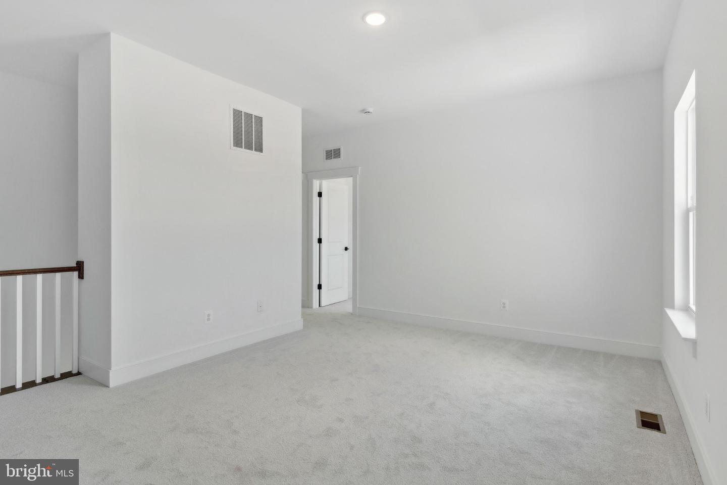 865 Merlin Dr Property Photo 15
