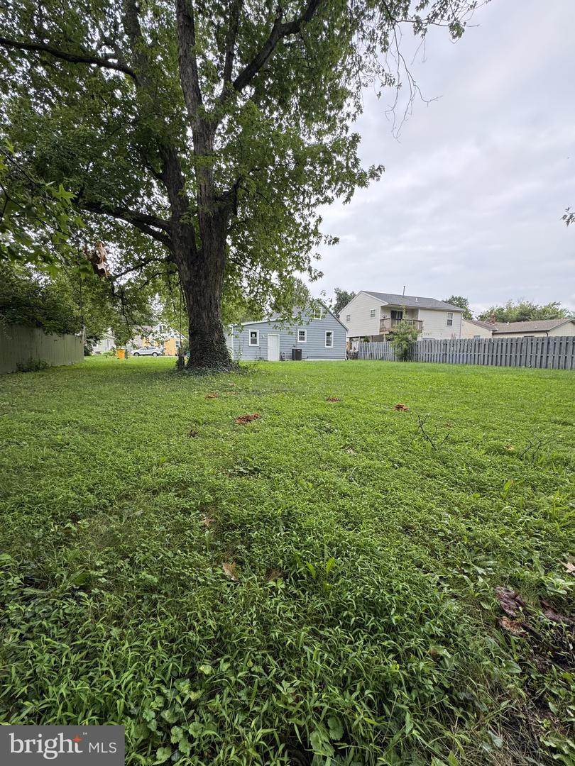 108 Forrest Ave Property Photo 2
