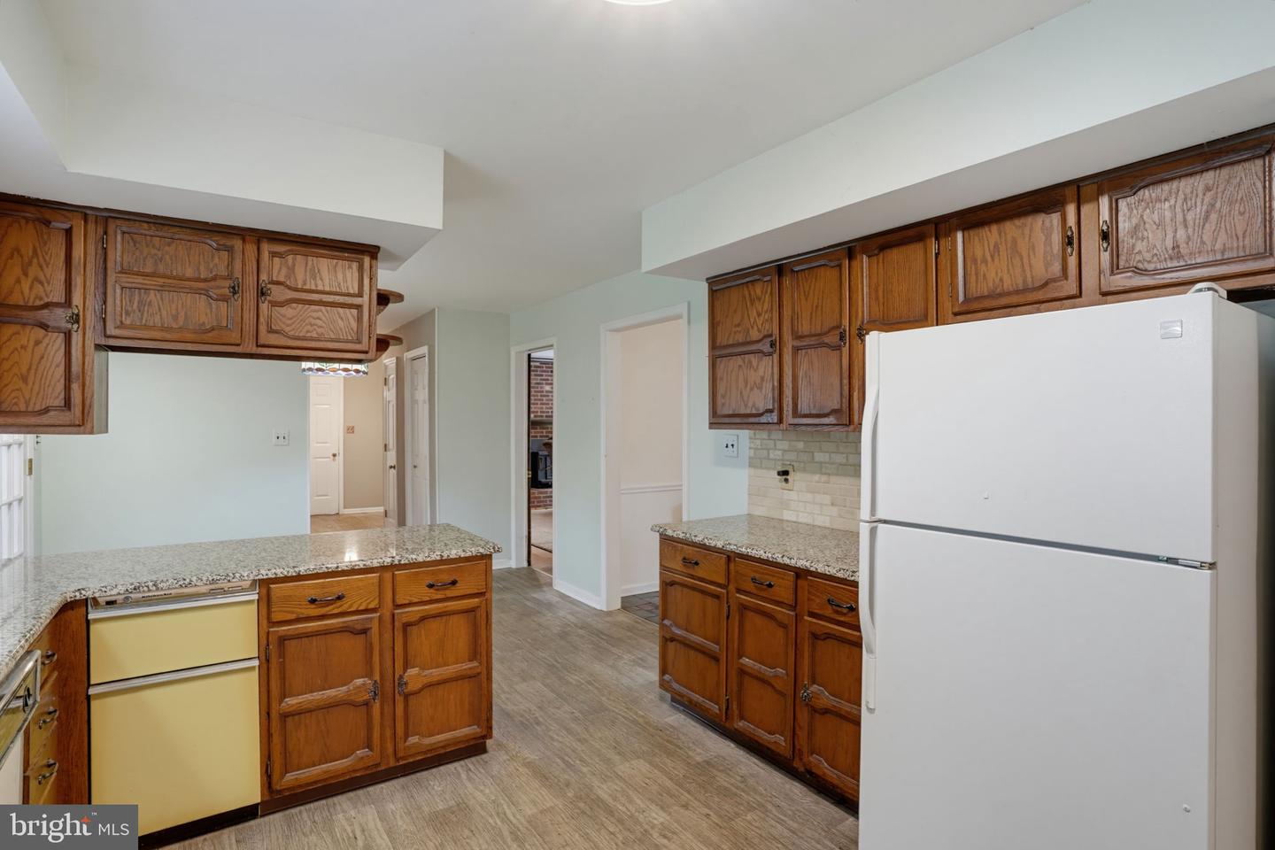 301 Caravel Dr Property Photo 16