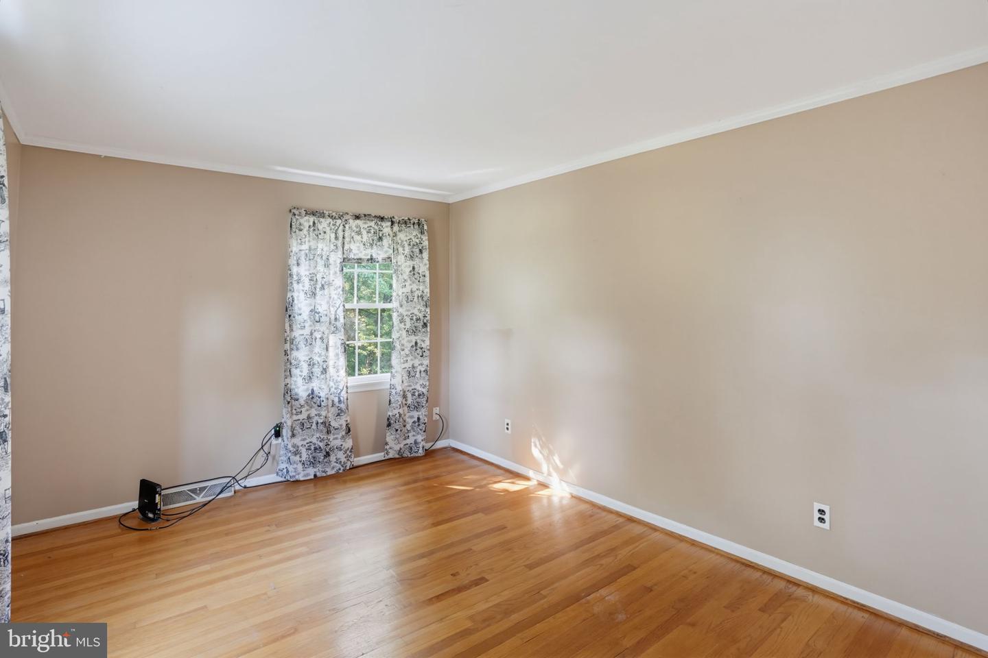 301 Caravel Dr Property Photo 33
