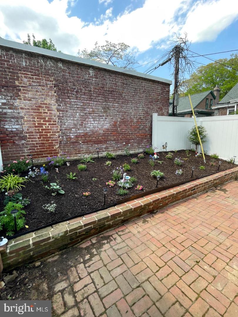 1711 N Broom St Property Photo 74