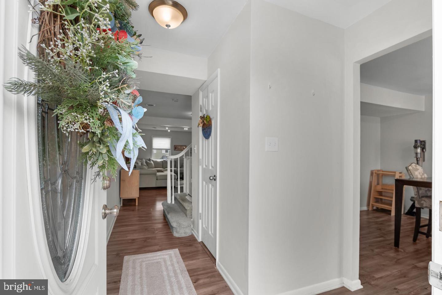 128 E Green Valley Cir Property Photo 6