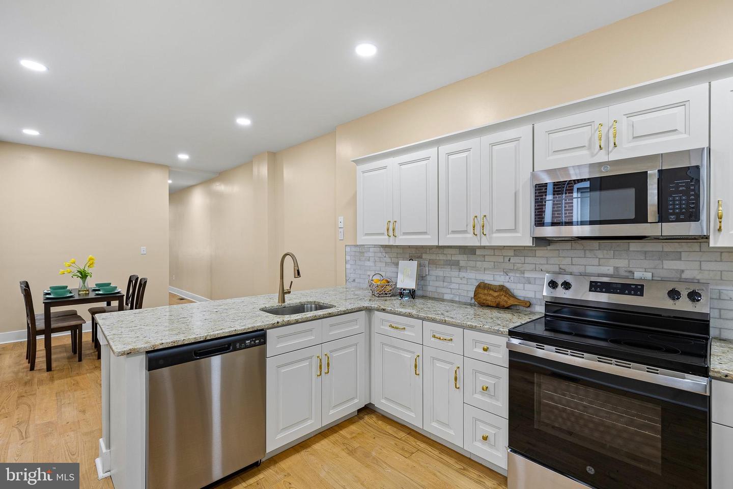 217 N Harrison St Property Photo 10