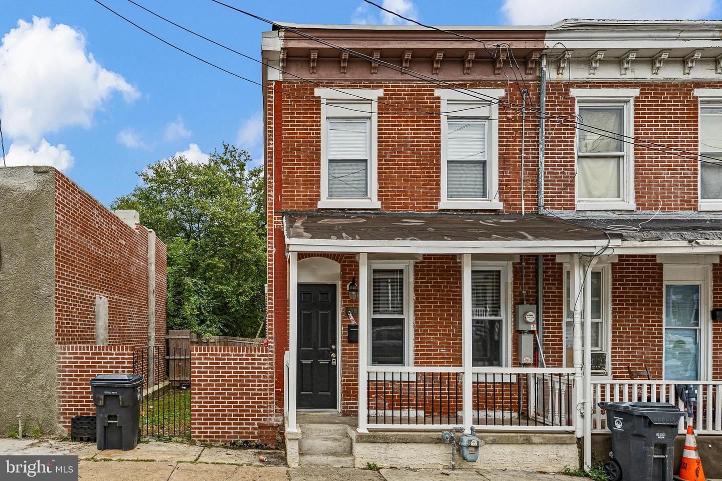308 N FRANKLIN ST Property Photo 1