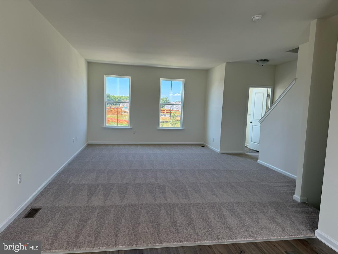 738 Rosler Way Property Photo 5