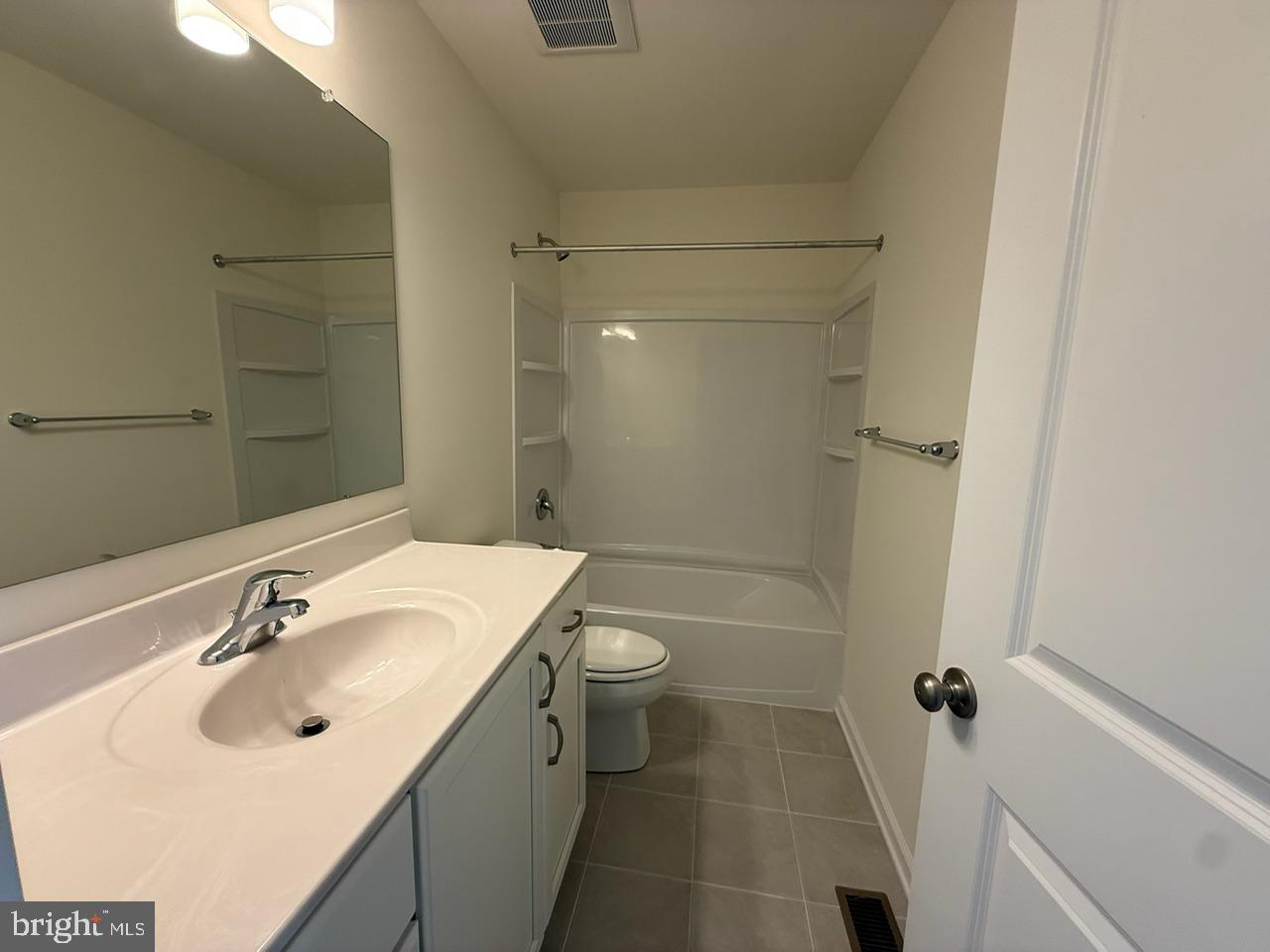 738 Rosler Way Property Photo 8