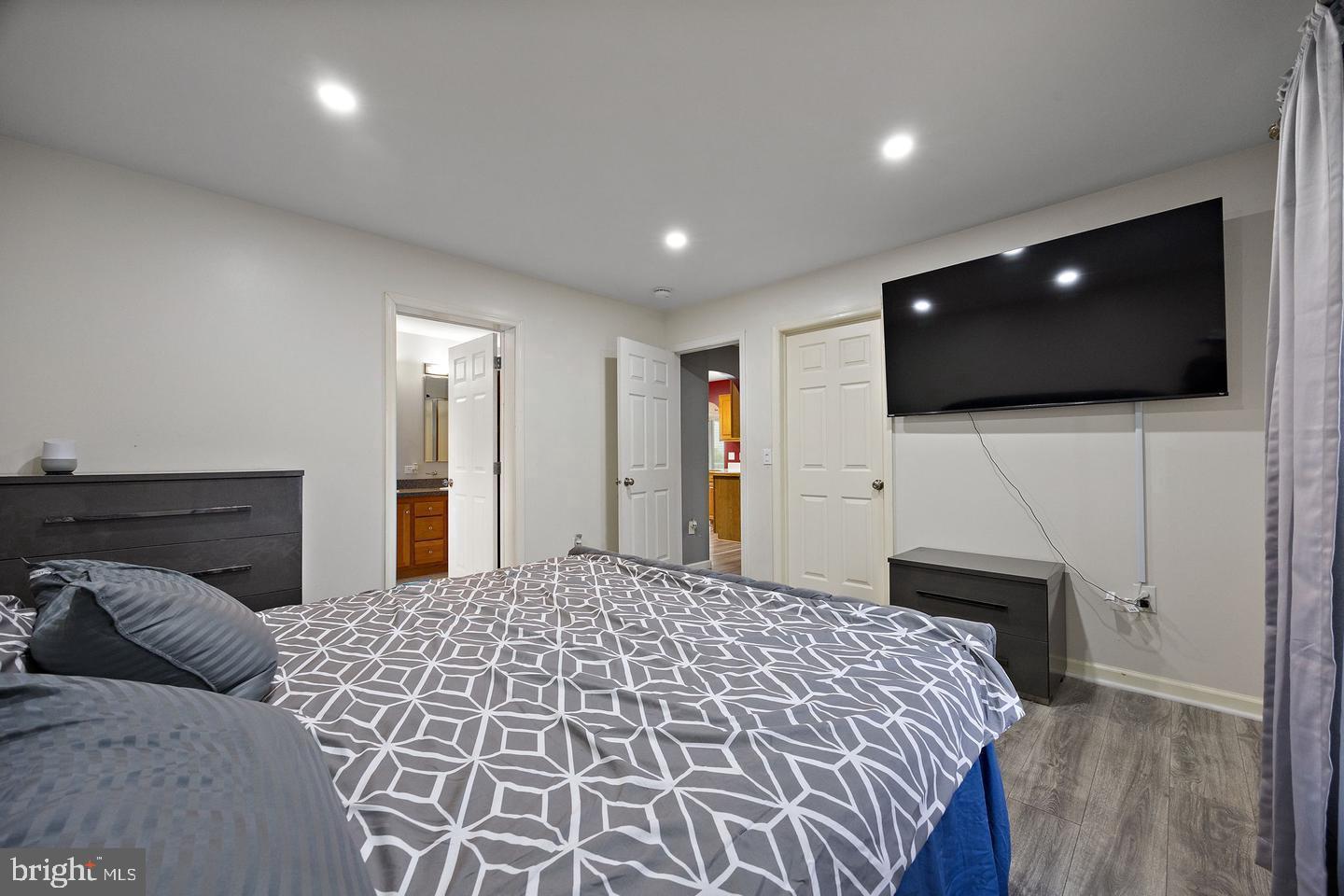 16 Barberry Ct #a016 Property Photo 13