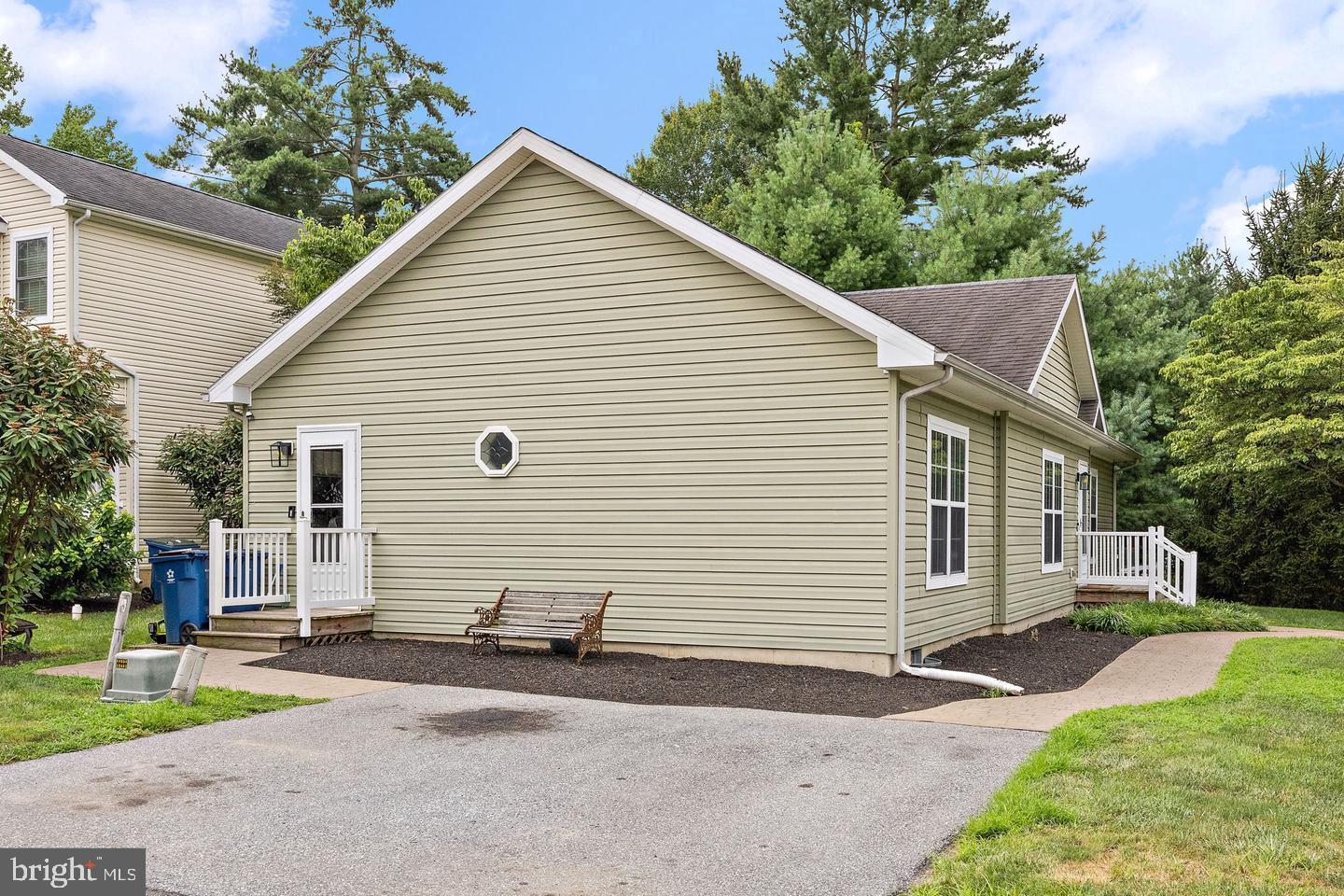 16 Barberry Ct #a016 Property Photo 29