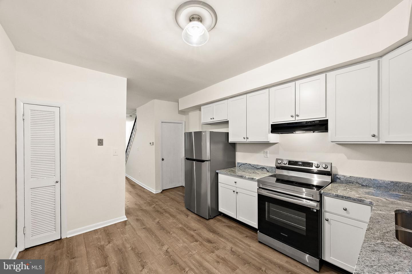 1006 7th St Property Photo 9