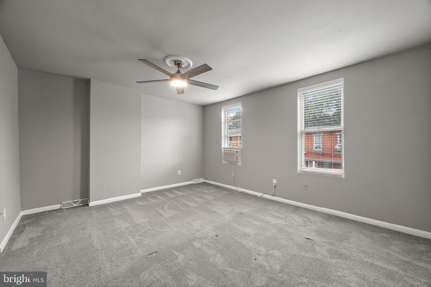 1006 7th St Property Photo 11