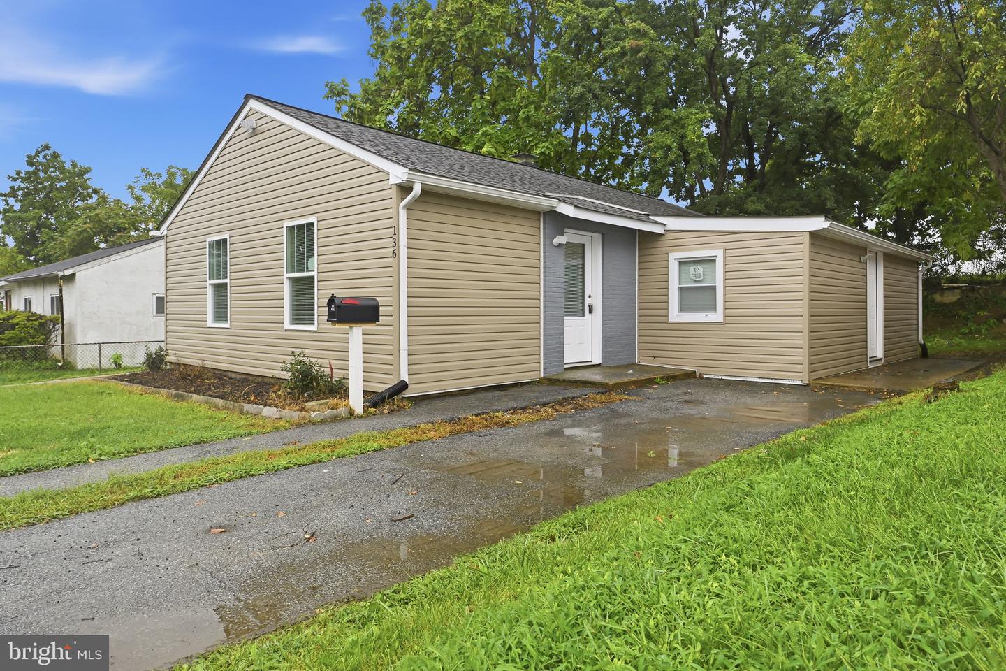 136 Winder Rd Property Photo 1