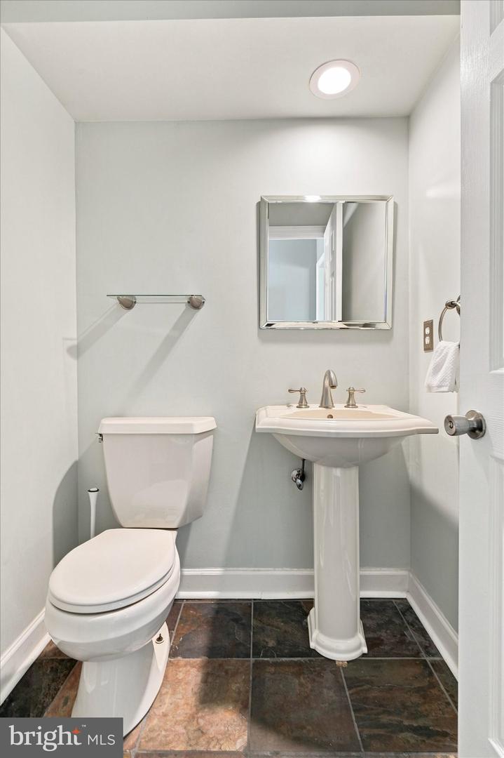 100 Elma Dr Property Photo 16