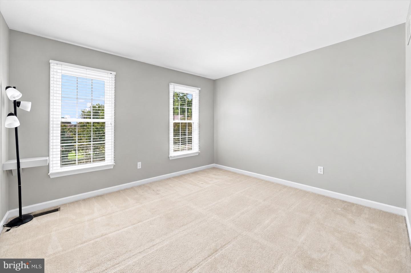 100 Elma Dr Property Photo 30