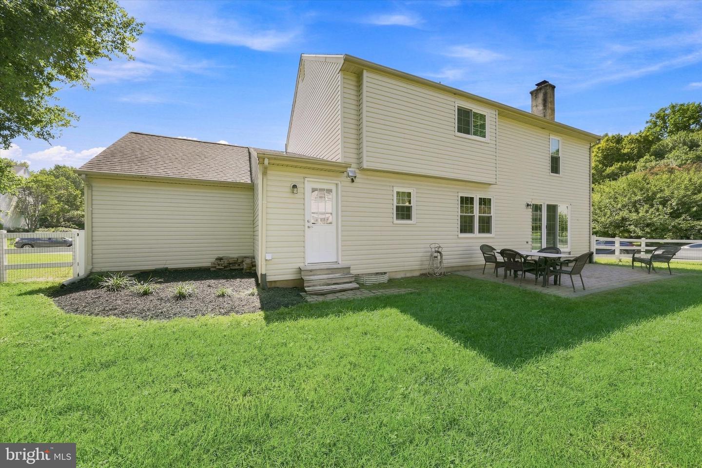 100 Elma Dr Property Photo 45