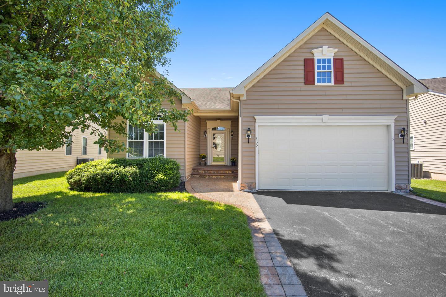 435 Glenturret Way Property Photo 1