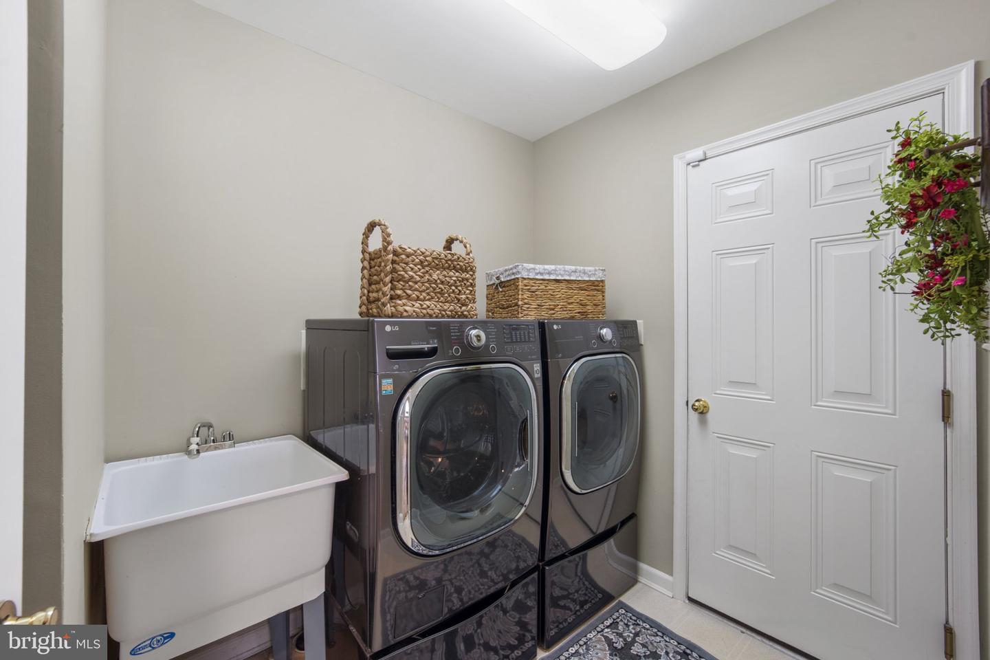 435 Glenturret Way Property Photo 21
