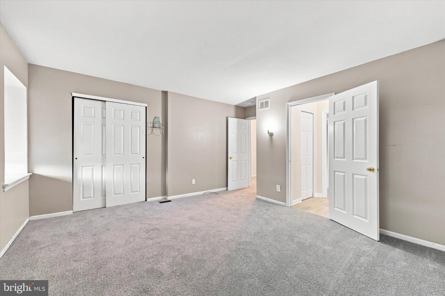 701 Renner Rd Property Photo 10