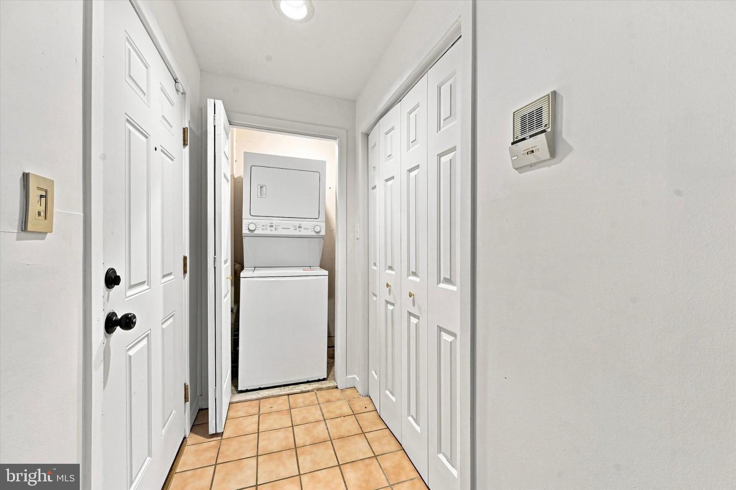 1504 N Broom St #19 Property Photo 6