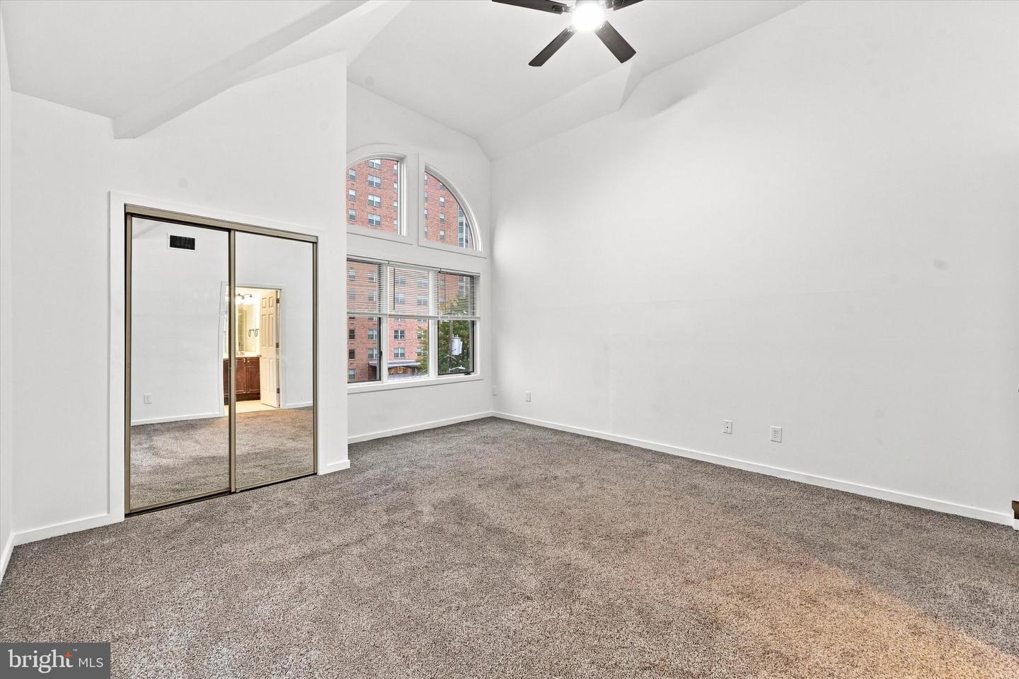 1504 N Broom St #19 Property Photo 8