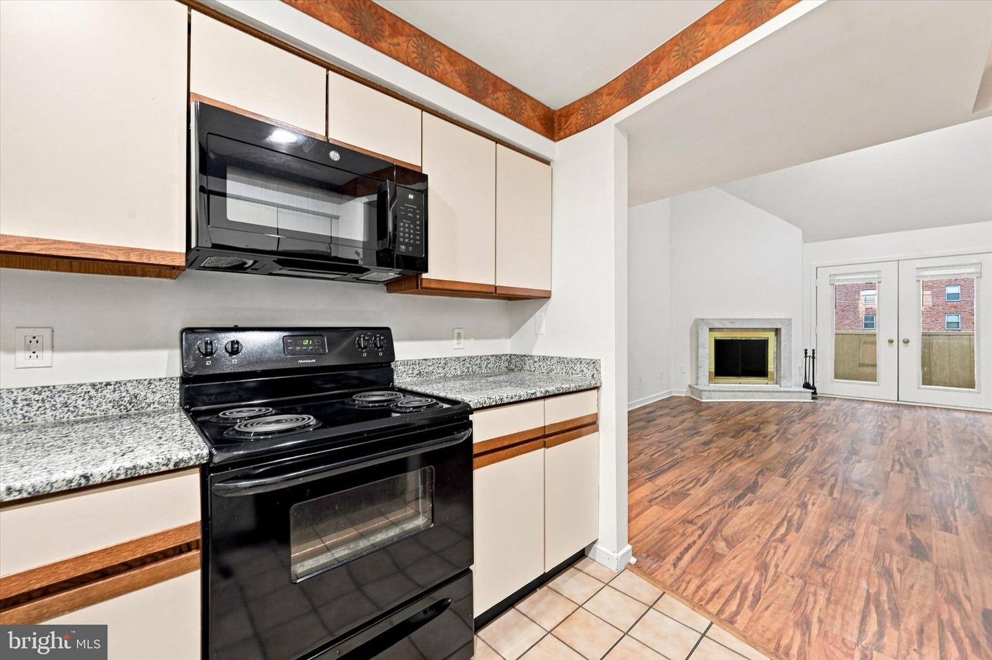 1504 N Broom St #19 Property Photo 11
