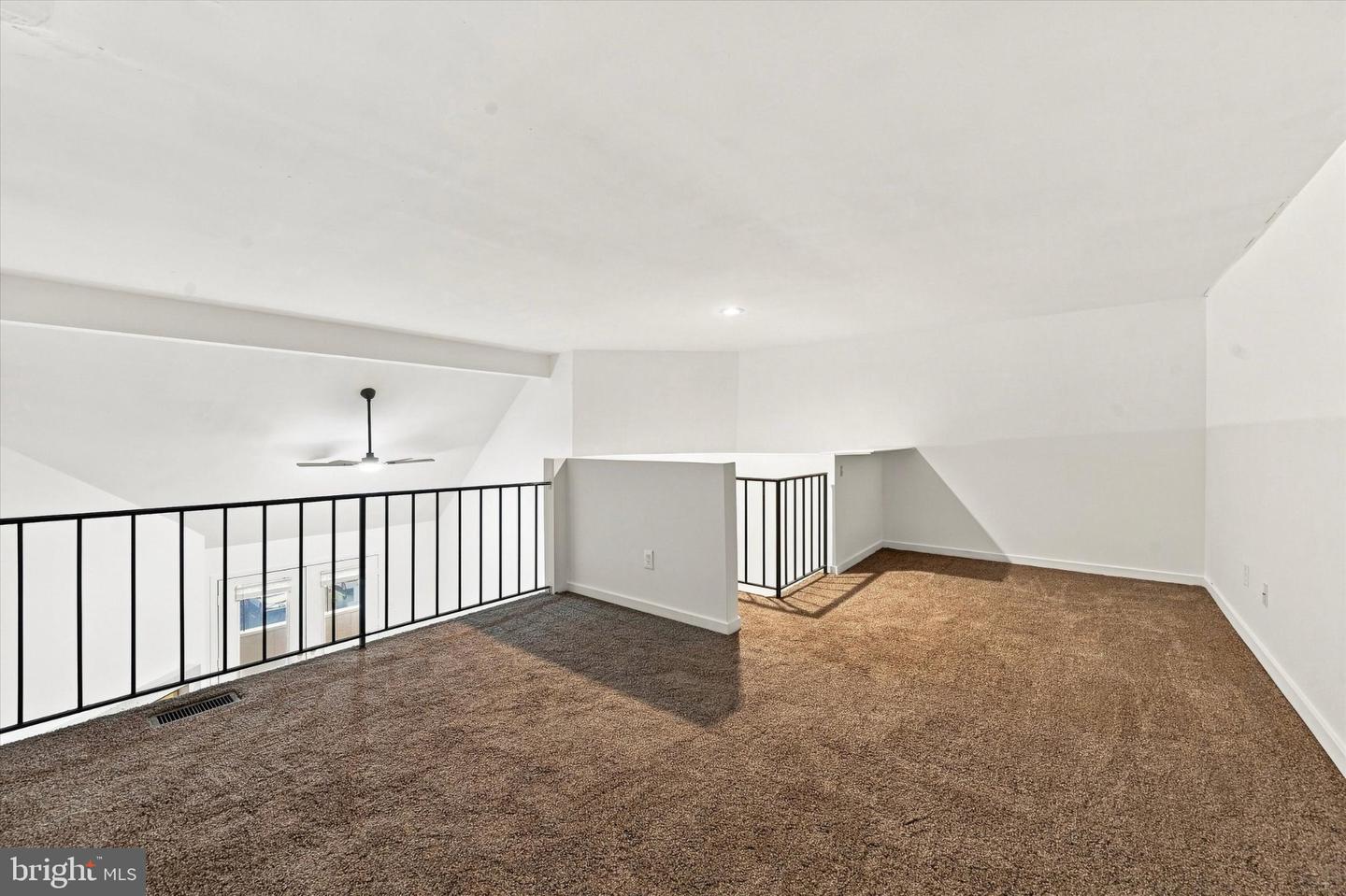1504 N Broom St #19 Property Photo 12
