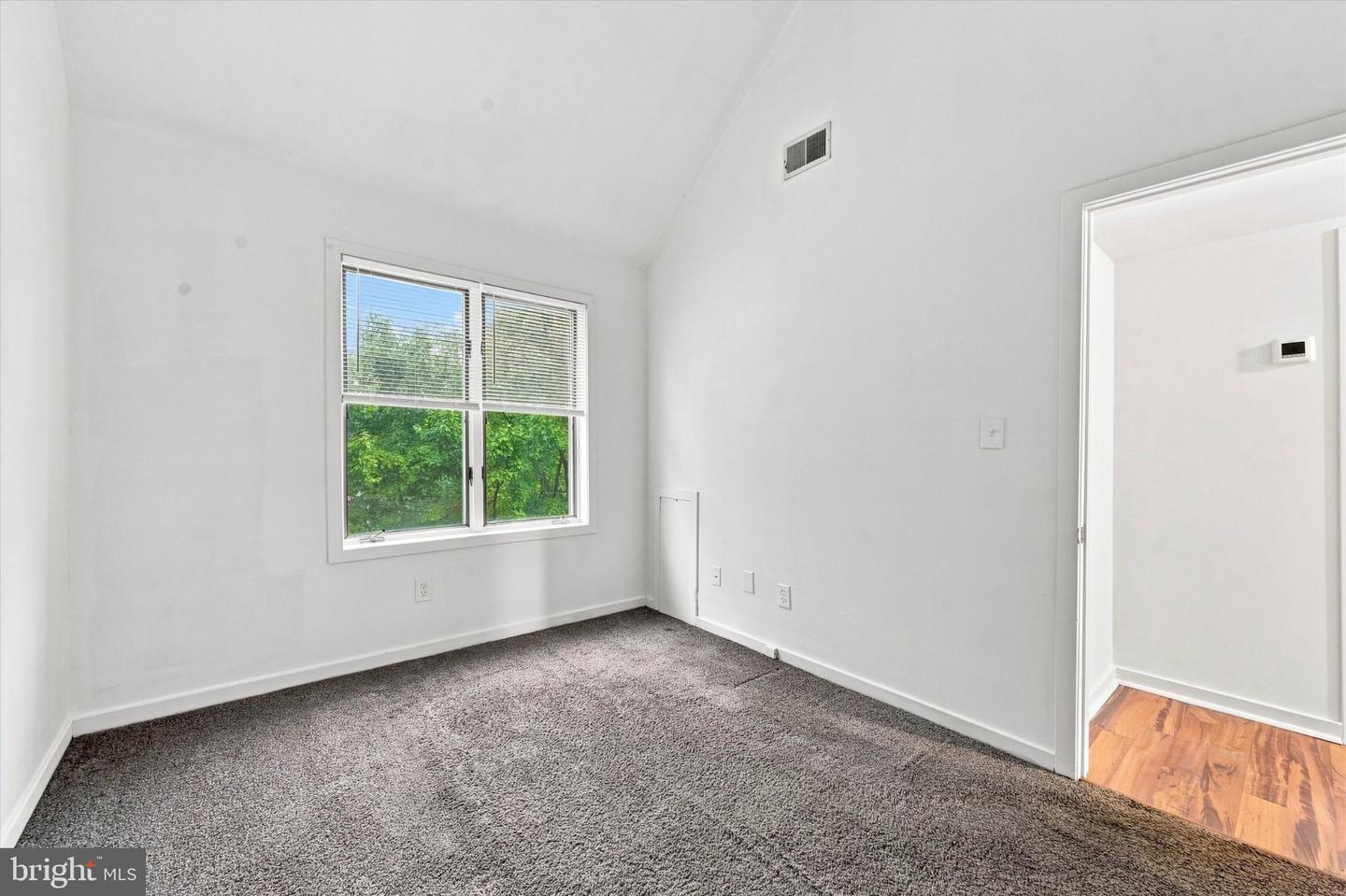 1504 N Broom St #19 Property Photo 13