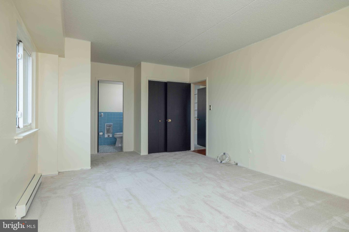 27602 Valley Run Dr #602 Property Photo 11