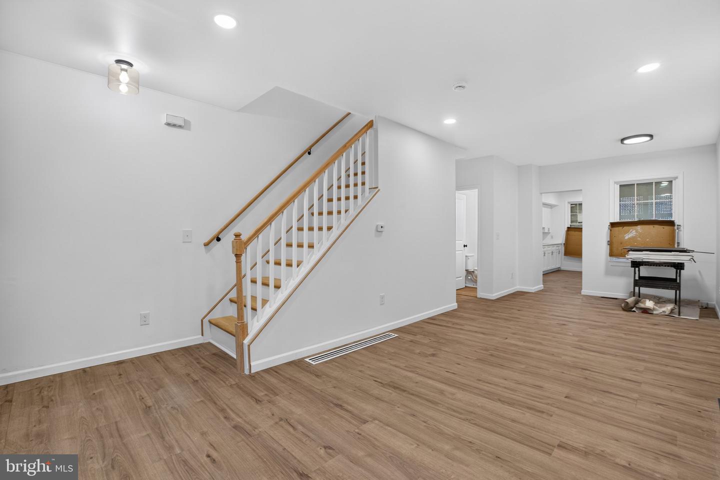 918 N Spruce St Property Photo 3
