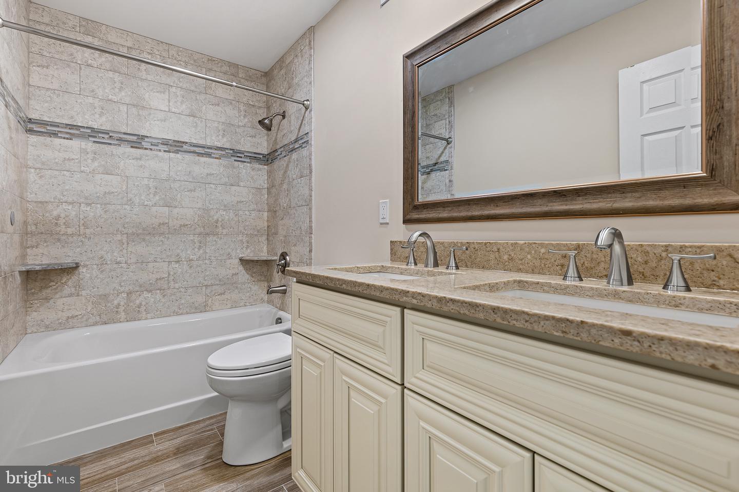6 Winchester Property Photo 32