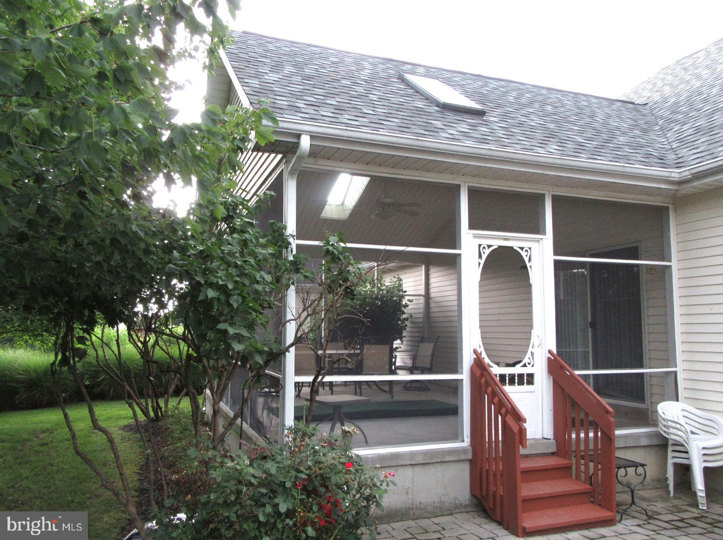 213 Megan Dr Property Photo 2