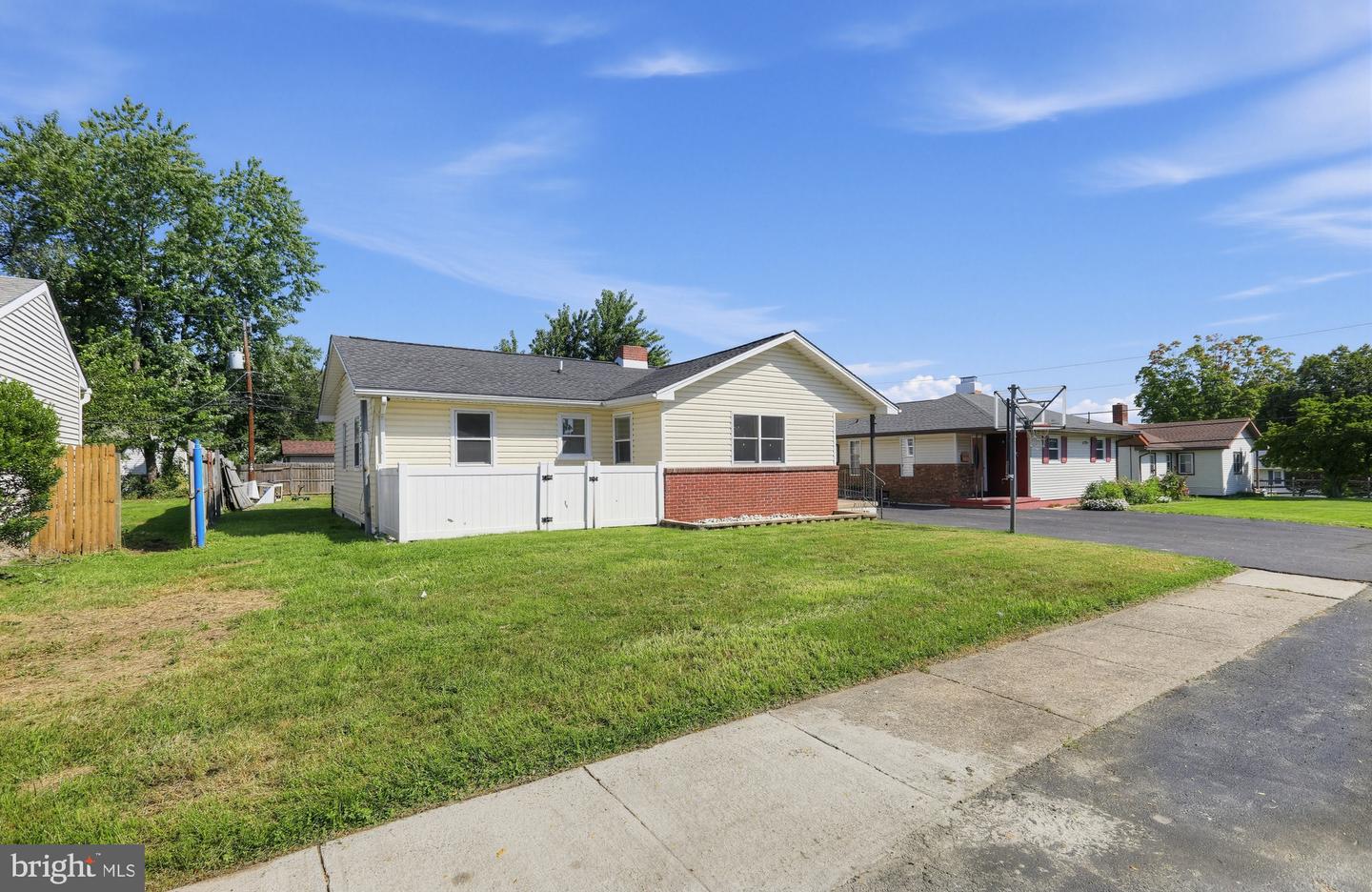 3807 Frances Ave Property Photo 2