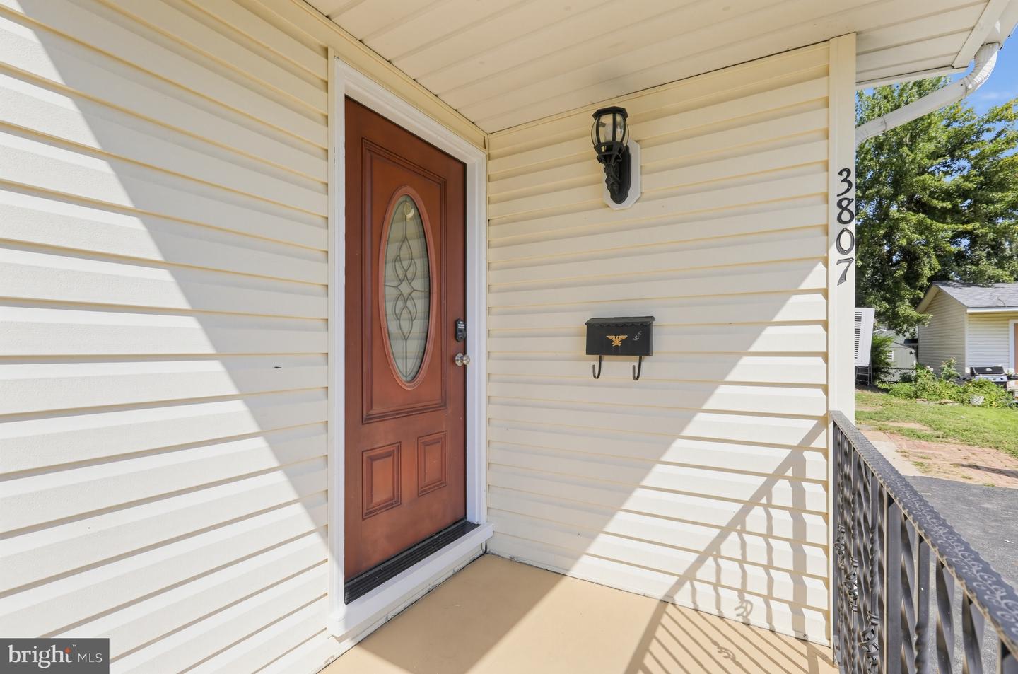 3807 Frances Ave Property Photo 4