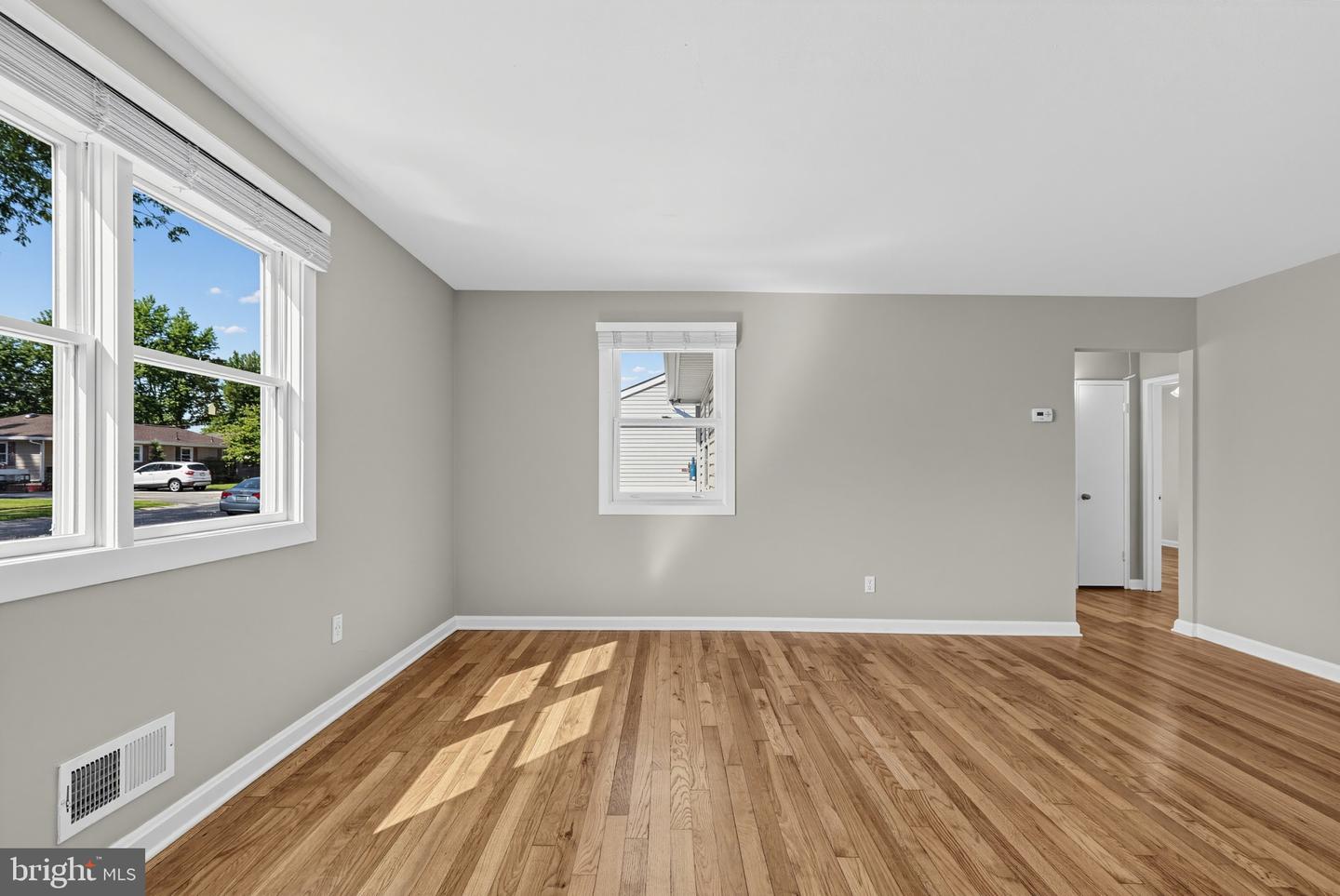 3807 Frances Ave Property Photo 5
