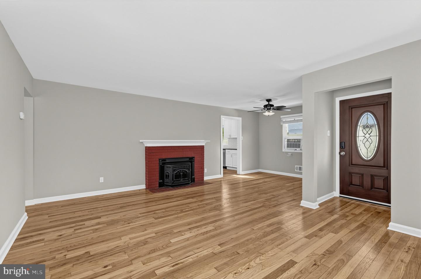 3807 Frances Ave Property Photo 6